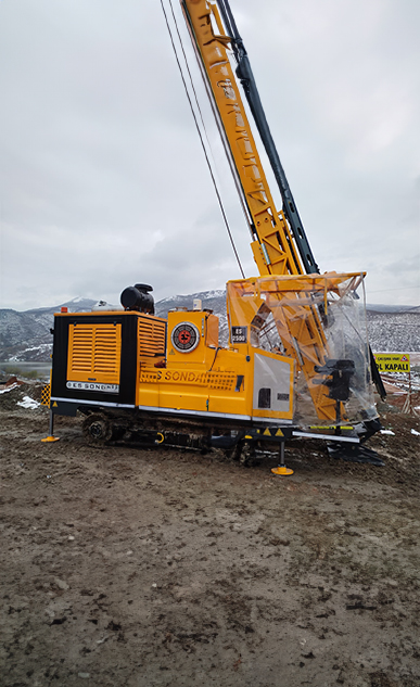 ES2500 Paletli Sondaj Makinası